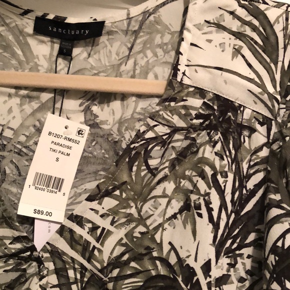 Sanctuary Blouse - Picture 2 of 4